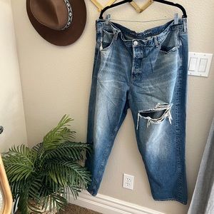 American Eagle Dark Wash Distress Cotton High Rise Dad Denim Jeans 90s Boyfriend